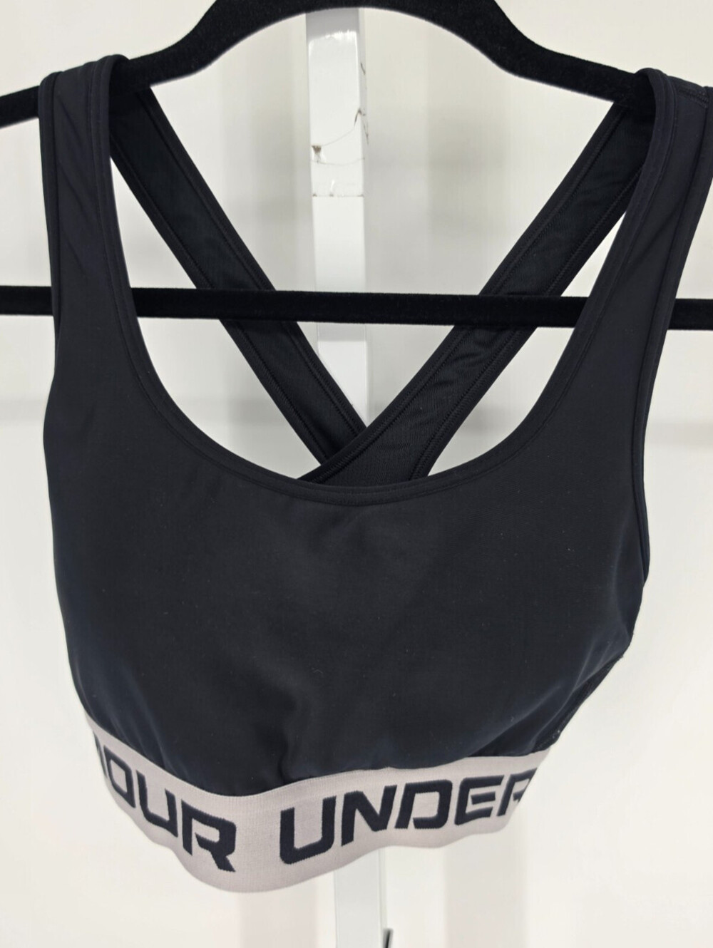 Under Armour Womens Sz M High Impact Sports Bra Cross Back Black